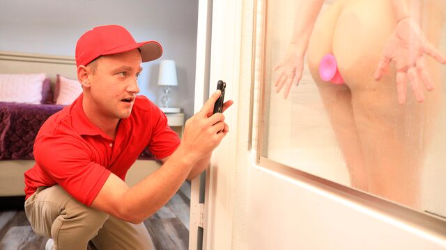 The sexiest chick Codi Vore gets rammed by a pretty hard dick