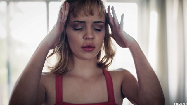 Cute hottie Aliya Brynn looks great in the doggy style pose