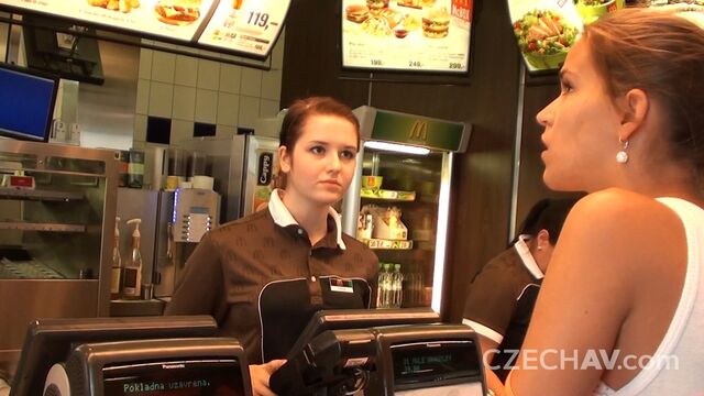 Alluring lady knows how to give a very good blowjob in POV