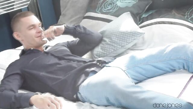 Stunning busty mom Medusa is getting nicely impaled by a big boner