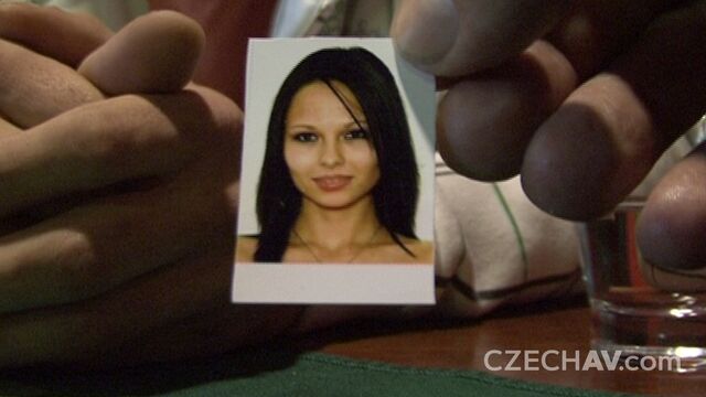 Great-looking chick is enjoying intensive dick-riding outdoors