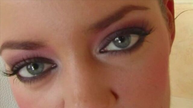 Solo double penetration session with a hot girlfriend Karina