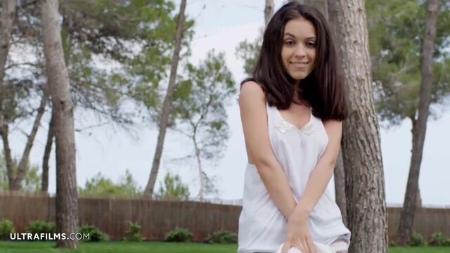 The hottest naked body of a passionate brunette Jackie O