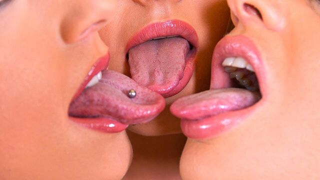 Alluring babes Cecilia De Lys and Lucy Heart love fucking with dildos