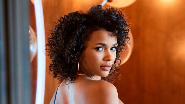 White buddy with a big dick fucked a horny ebony Alina Ali