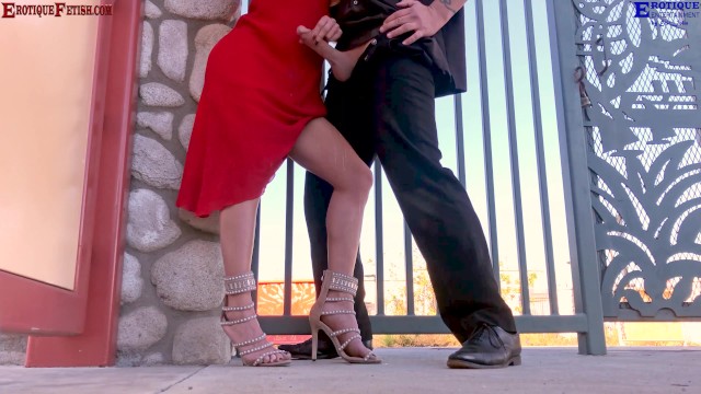 Striking Eric John and Milka Porkova's handjob trailer