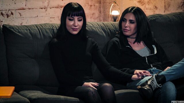 Awesome anal fuck with Casey Calvert and Charlotte Sartre