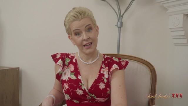 Bobbi's busty mature trailer