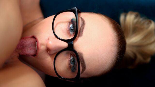 Two hot ladies Jenny Wild and Sybil love lesbian games so much