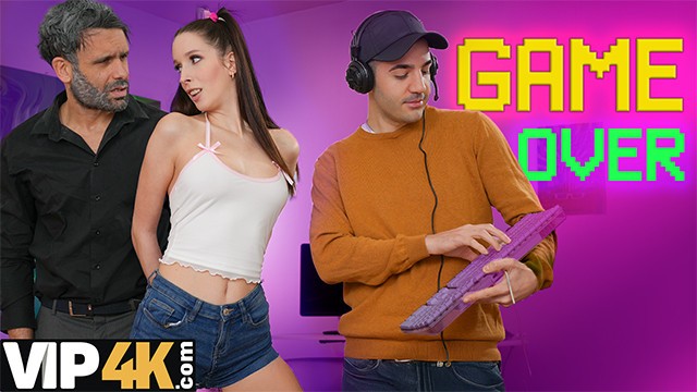 VIP 4K featuring Jasmine Jayne's girlfriend clip