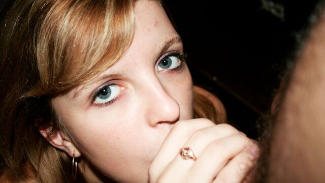 Sweet oral sex in the night with a passionate babe Simona