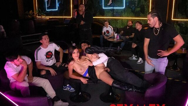 Aesthetic intensive fuck with a big-boobed brunette Danna Vallejo