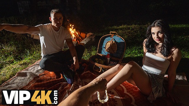 Perky Steve's brunette sex