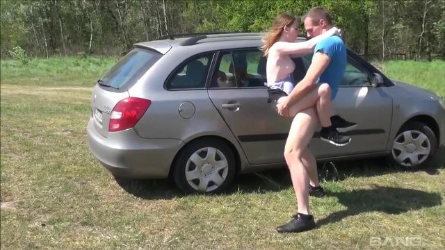 Amateur slut Lia Louise fucking a big dicked dude in POV