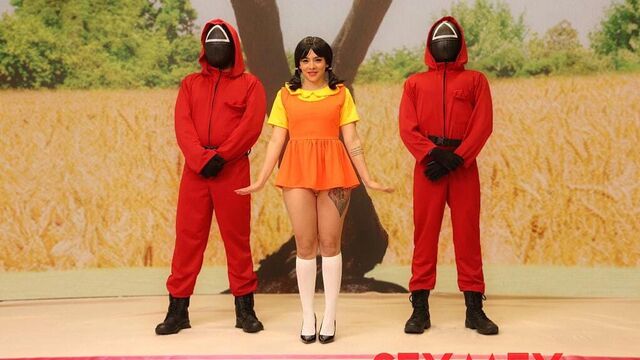 Beautiful gangbang action with a cum-loving blonde Danna Vallejo