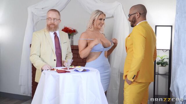 Two curvy babes Tokyo Lynn and Jenna Starr VS massive penis