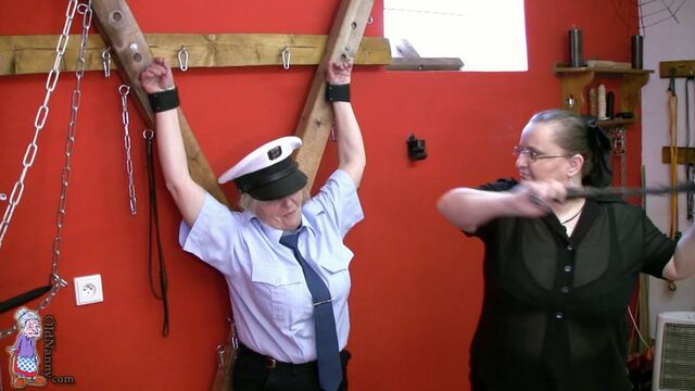 Sweet mature lesbians Ruth and Bohunka have fun with a dildo