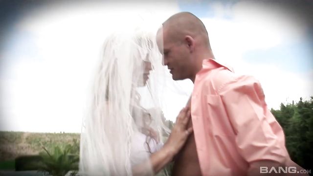 Aesthetic hard fuck in the cowgirl pose with a nice babe Maria