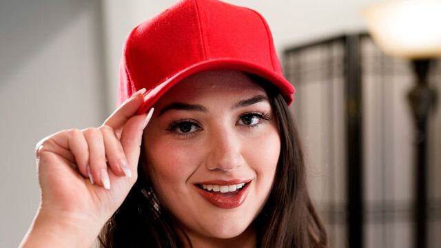 Dick-sucking brunette Alyx Star is sucking with pleasure and love