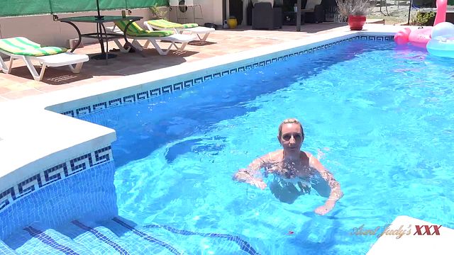 Horny sweetie pie's big tits milf trailer