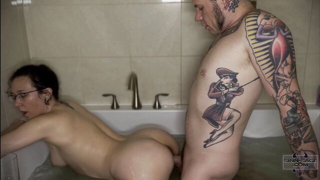 Astonishing hottie Sinn Sage knows how to give a head after sex