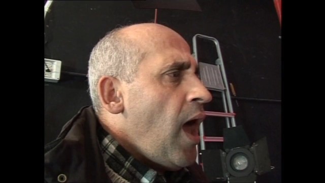 Irresistible bird at cowgirl trailer