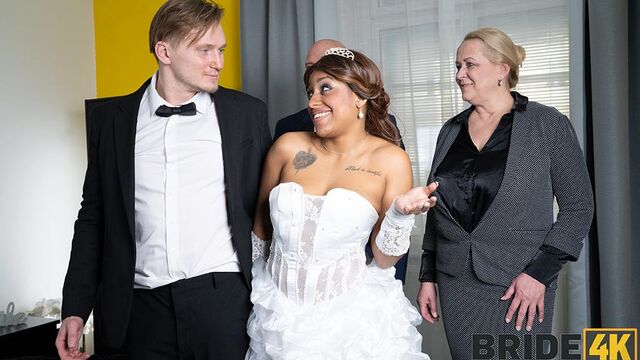 Hard fuck in the cowgirl pose with a gorgeous bride Vicky Menage