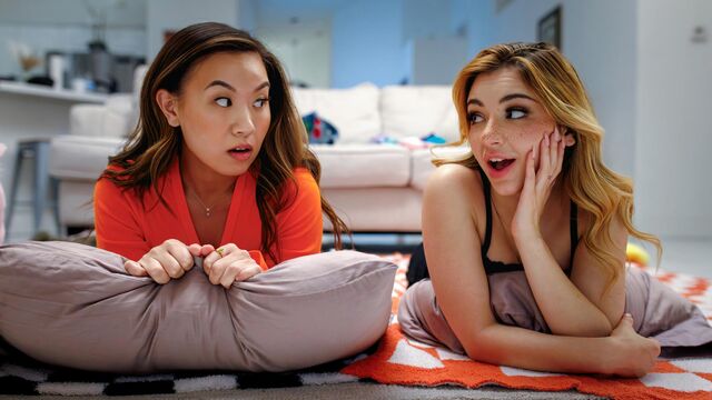 A young athlete impaled a hot exotic Asian StepSiblingsCaught