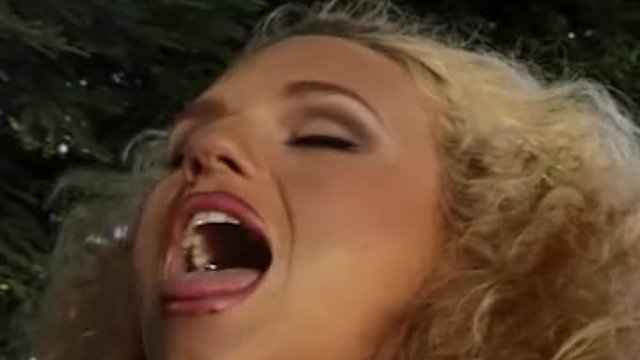 Date's kinky scene by Screw My Wife Club