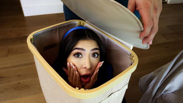 Big-boobed brunette Amber Summer feels a long wiener inside