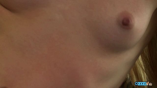 Zizi Vids - babe action