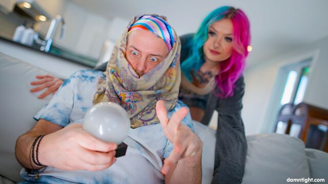 Quick anal fuck in the cowgirl pose with a slutty Luna Temptress