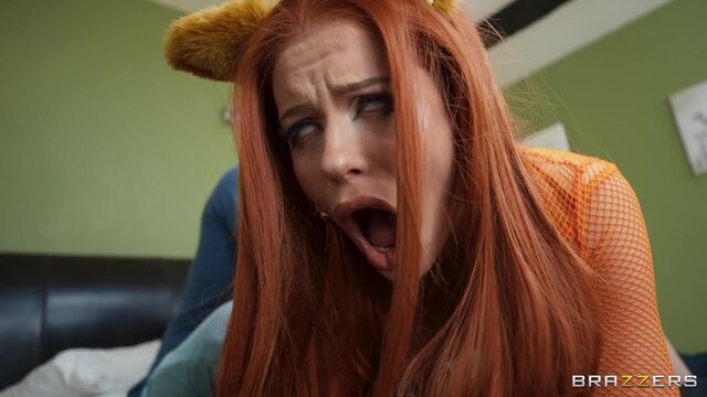 Impressive redhead hottie Mia Stone penetrated by large penis