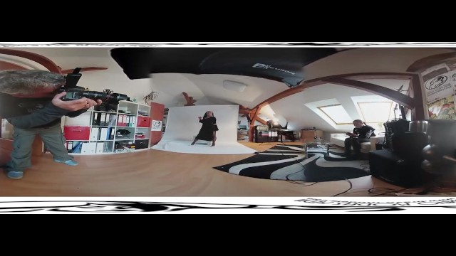 Teressa Bizarre's solo female trailer by Bravo Models