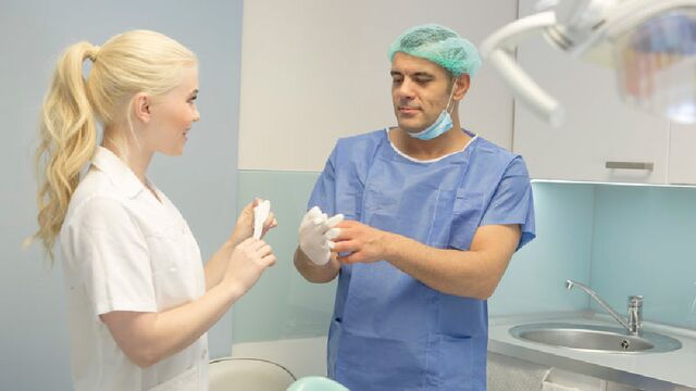 Cheating big-bottomed blonde Misha Cross screwed in the hospital