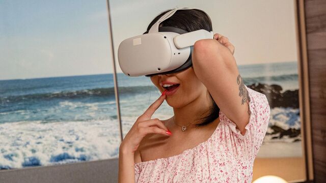 Beautiful brunette Luna Bunny penetrated by pretty huge wiener