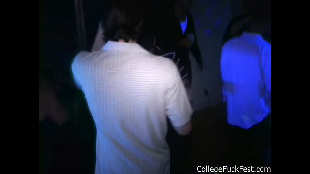 Insatiable tomato - brunette sex - Premium GFs