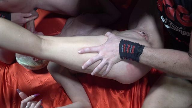 Sucking movie with nice-looking tootsie from Erotic Planet