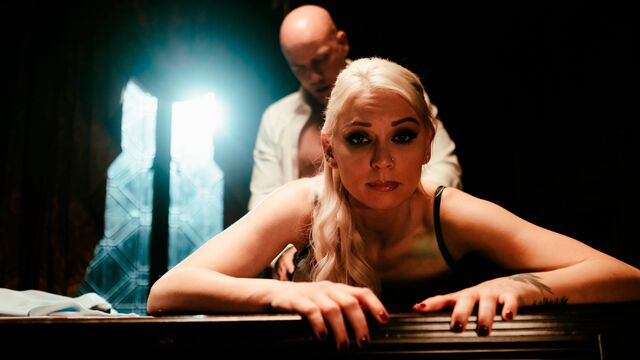 Sensual babe in stockings Kenzie Taylor screwed by a large boner