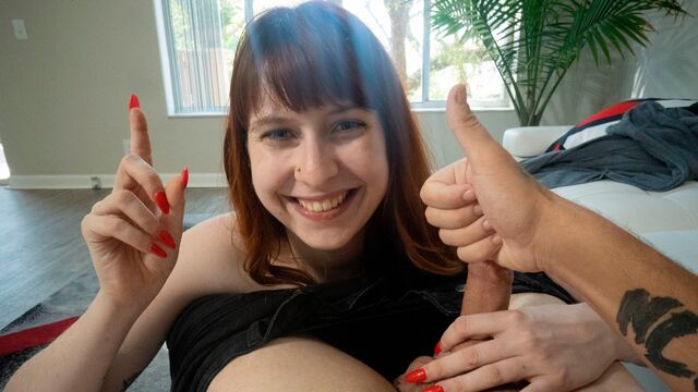 Awesome redhead hottie Hannah Grace gets fucked in the missionary pose