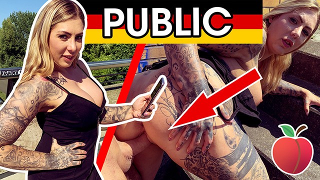 Bendy Mia Blow at blonde xxx