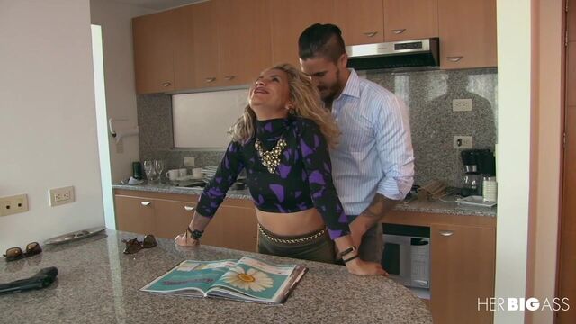 Hardcore sex in the kitchen with a beautiful Laura Montenegro