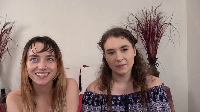 Threesome dirt with amorous Lana Smalls from Desperate Amateurs