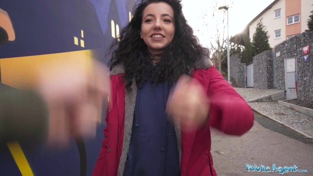 Mini's doggystyle video