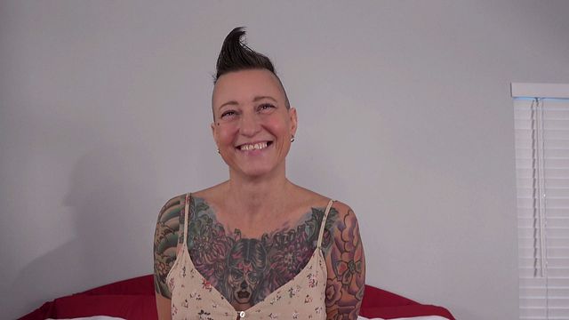 Desperate Amateurs - casting scene