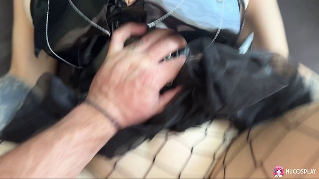 Sublime Viki's pink pussy clip