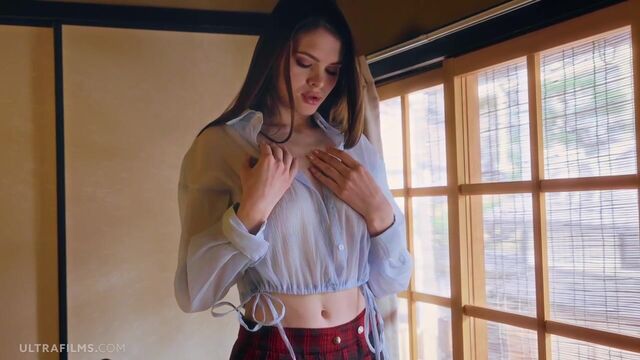 Beautiful sweetheart Kinsley White is touching her shaved pussy