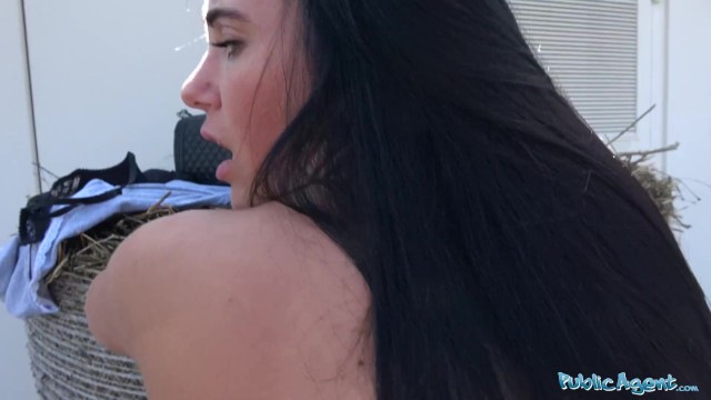 Watch dainty Katie Dee's smut
