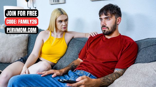 Sultry Carmen Valentina and Nade Nasty at threesome scene