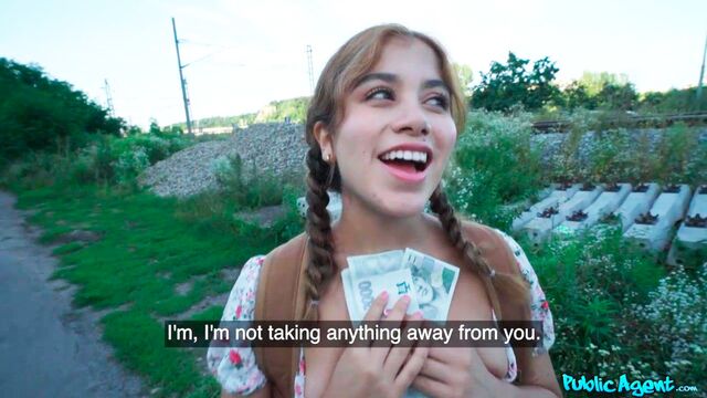 Horny agent with a huge dick fucked a sensual babe Marina Gold